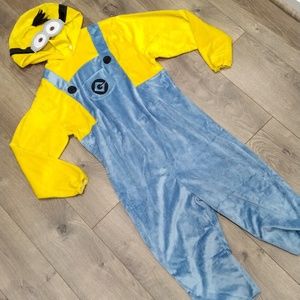 EUC Minions Halloween costume, size small 4/5